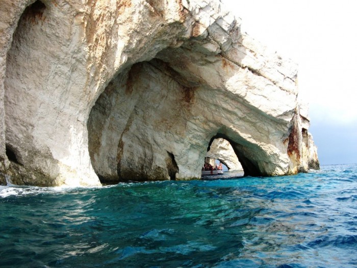 blue-caves-zakynthos-greece+1152_12875719501-tpfil02aw-4066