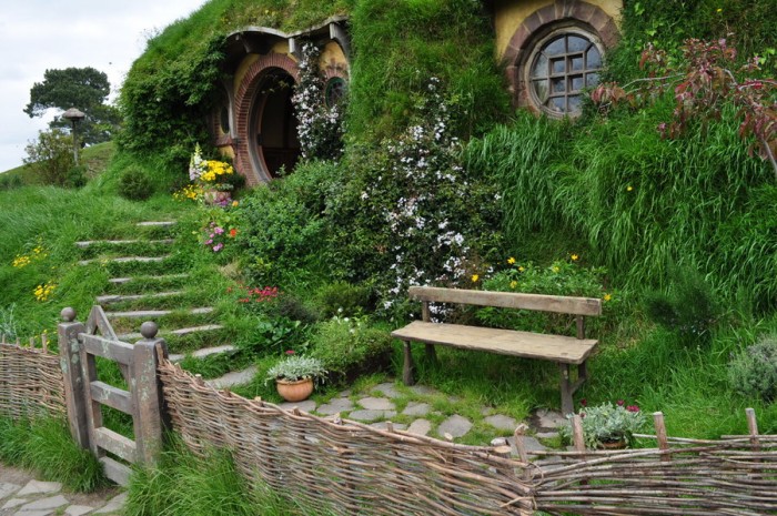 hobbiton_in_new_zealand_by_irissiel-d5q8m1v