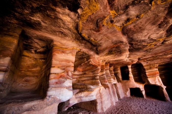 petra-beautiful-walls